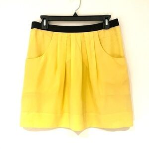 BCBGMaxazria 100% Silk Pull On Mini Skirt in LimeYellow